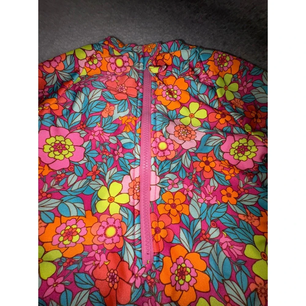Cat & Jack Girls XS 4-5 Long Sleeve Rash Guard One Piece Swimsuit Retro Floral